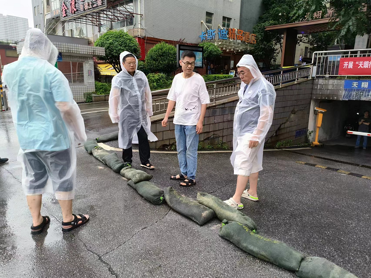 湖南省微生物研究院开展防涝排水应急演练